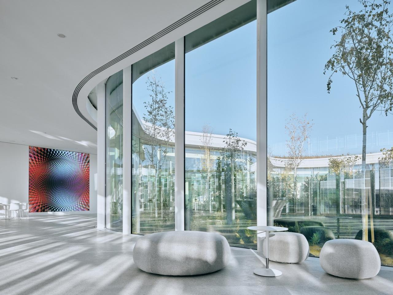 BIM建筑|沙漠中闪烁，欧洲最大太阳能发电厂 / Bilgin Architects