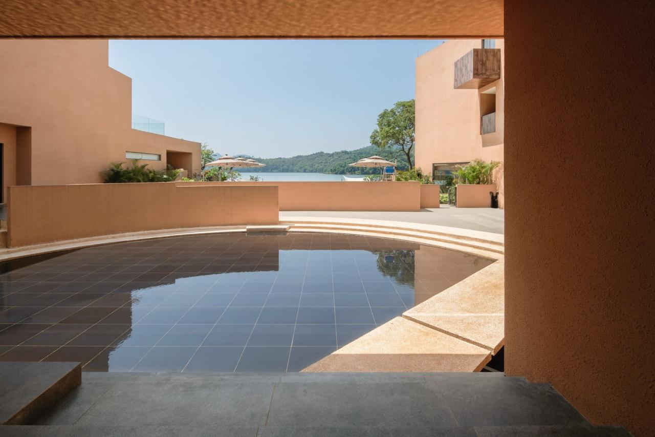 BIM建筑|回应古寺和山水的人文居所：清远慈湖书院 / 城外建筑