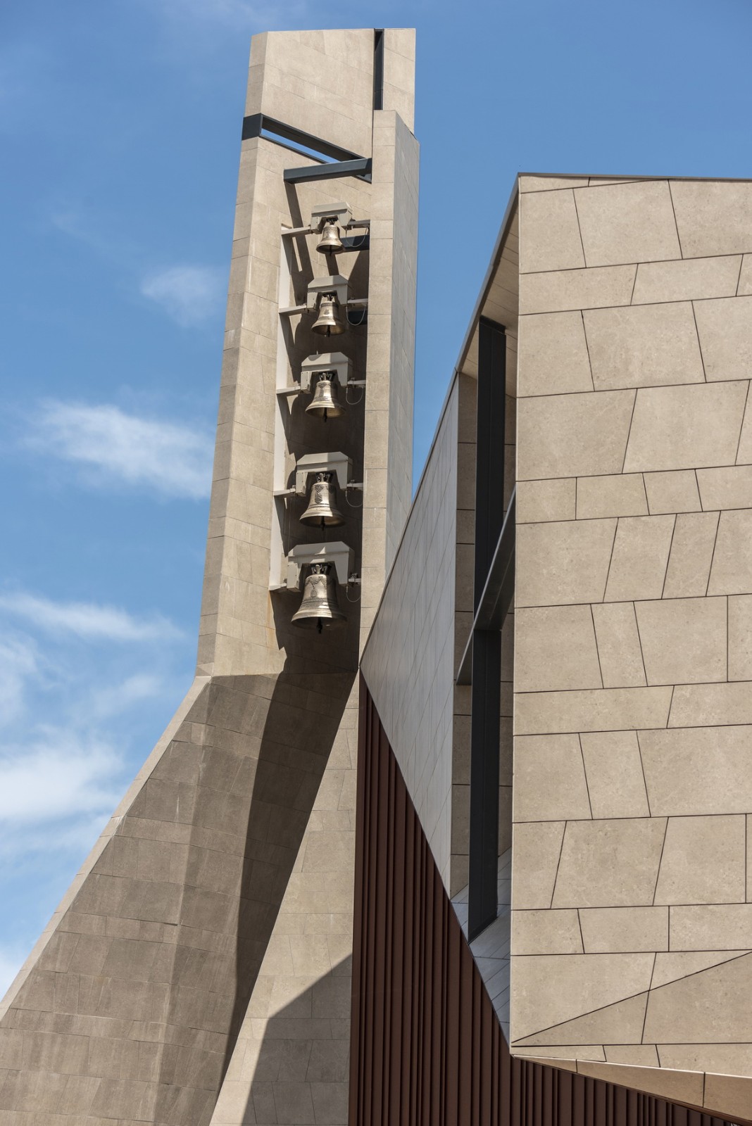 BIM建筑|Redemptoris Mater 教堂 / Studio Kuadra