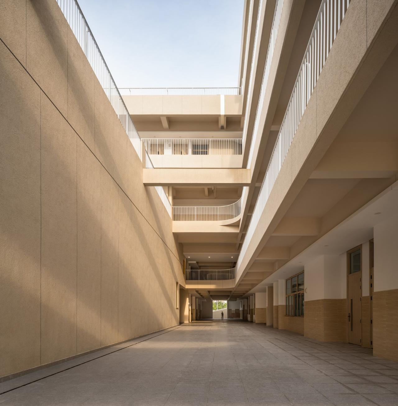 BIM建筑|江苏省南京市文齐路小学 / 荣朝晖工作室