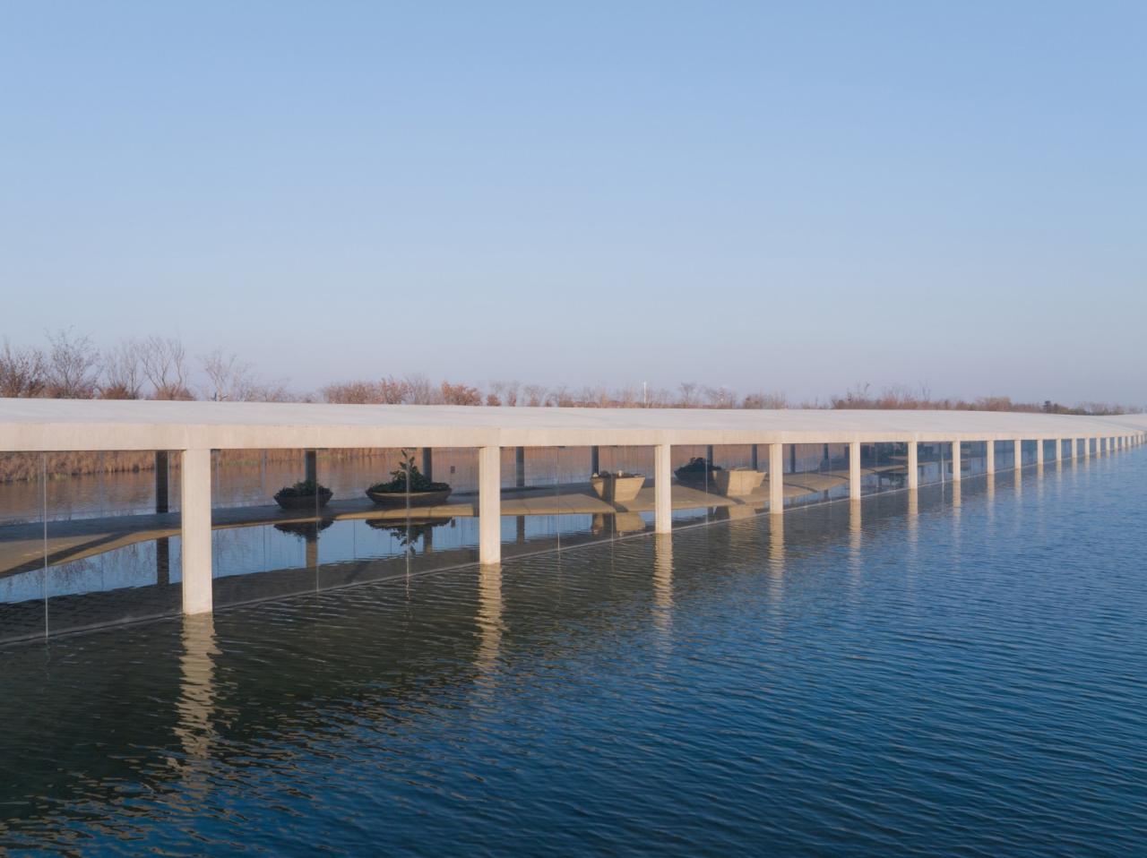 BIM建筑|在水艺术博物馆 / 石上纯也建筑事务所