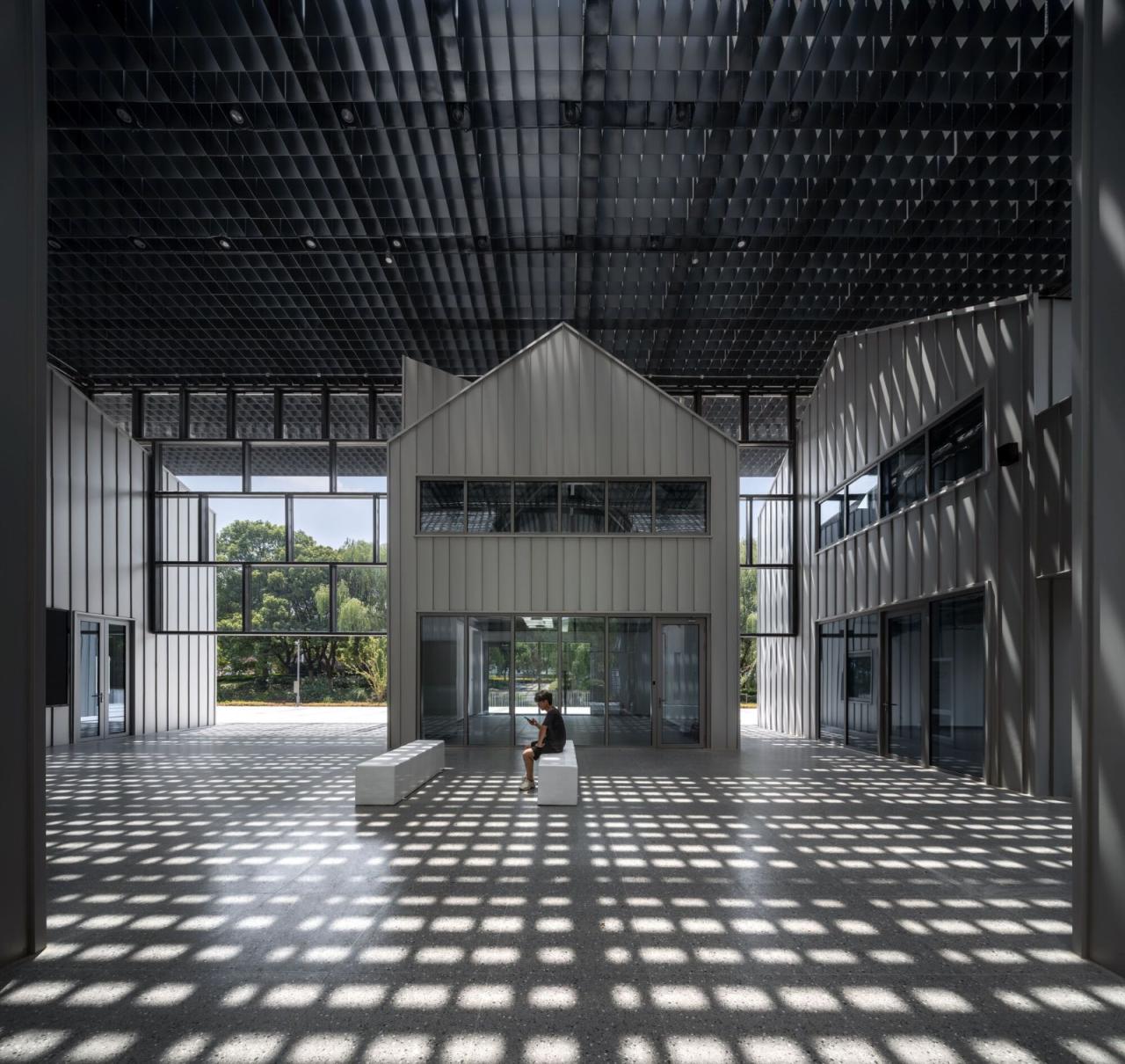 BIM建筑|昆山城市生态森林公园游客中心 / 阿科米星建筑设计