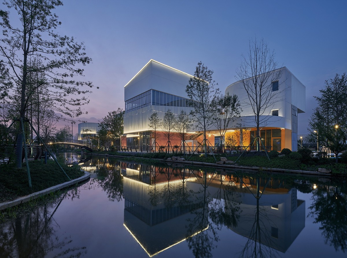 BIM建筑|海宁长安国际花卉产业园 / 森上建筑+朴筑建筑