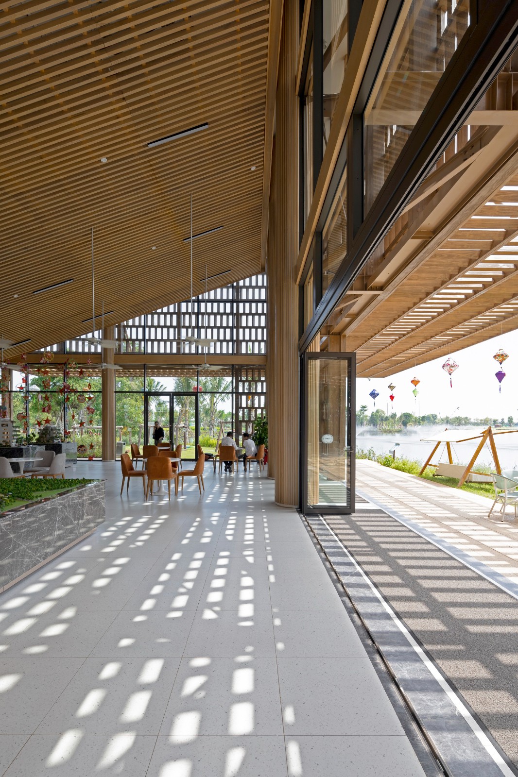 BIM建筑|荣市公园 / MIA Design Studio