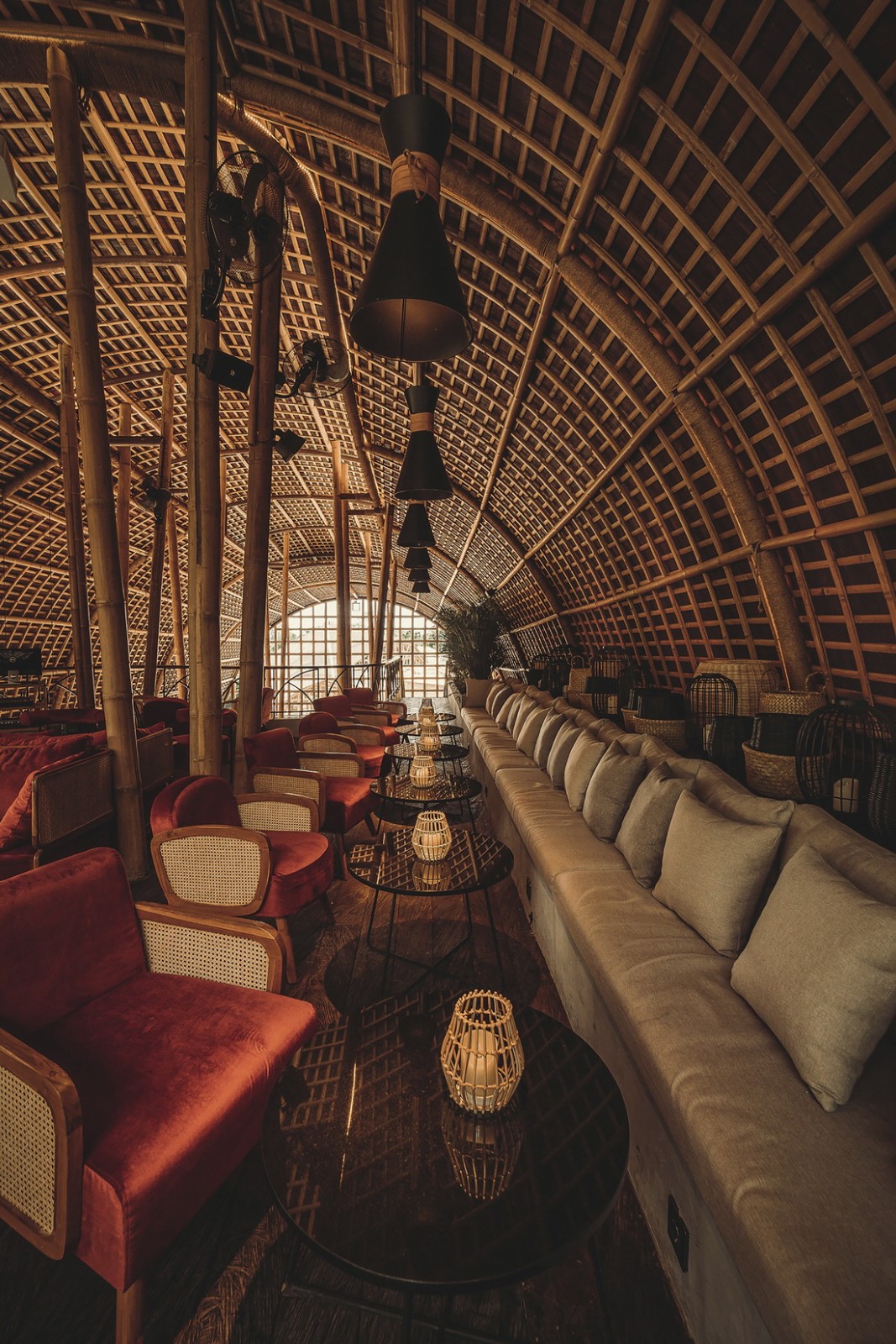 BIM建筑|Akar 餐厅 / Leon Design Agency