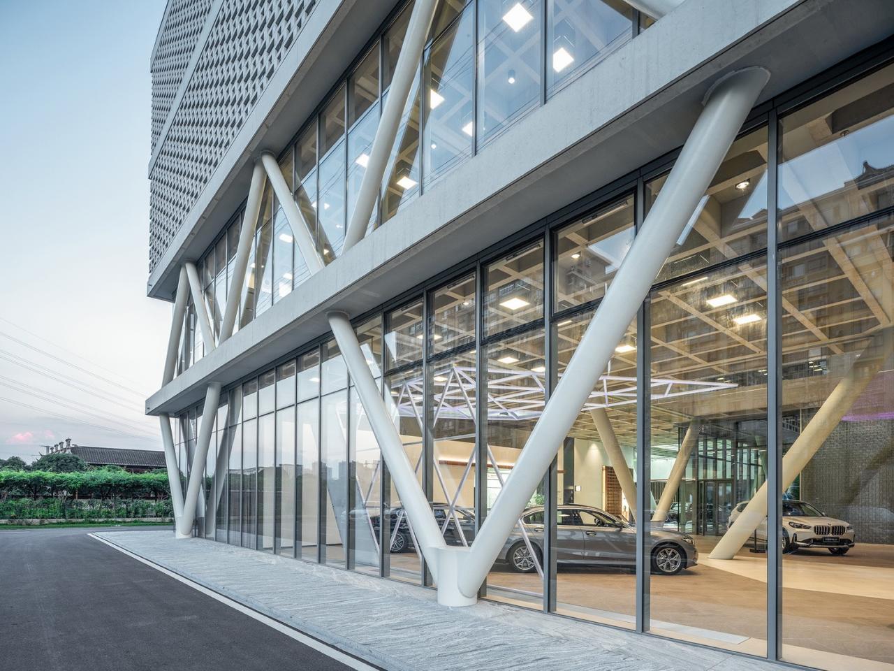 BIM建筑|锡宝行 / 非常建筑