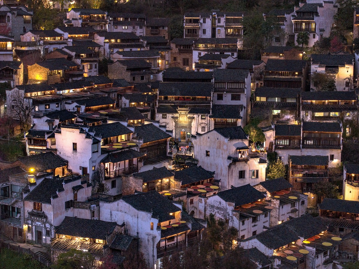 BIM建筑|村庄文化：一砖一瓦，寻回乡愁，婺源篁岭营造记 / 婺源县村庄文化传媒有限公司