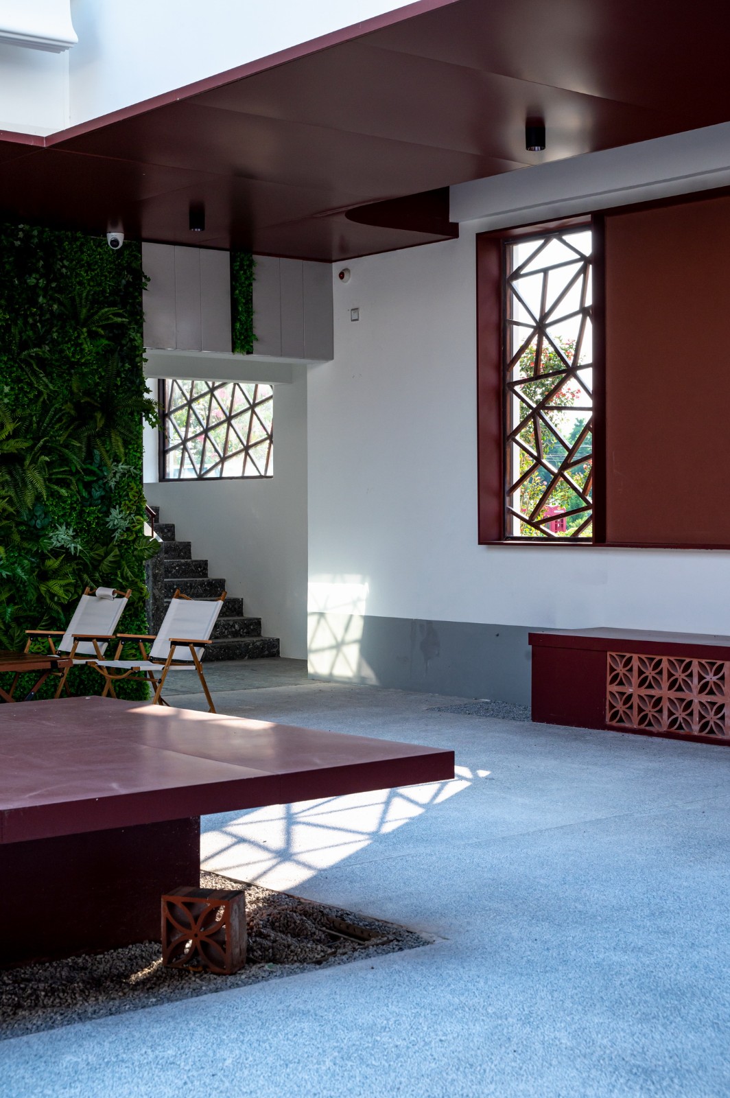 BIM建筑|此时此地：建在花卉园里的小房子—港沿花卉交流中心 / 创霖-泽柏