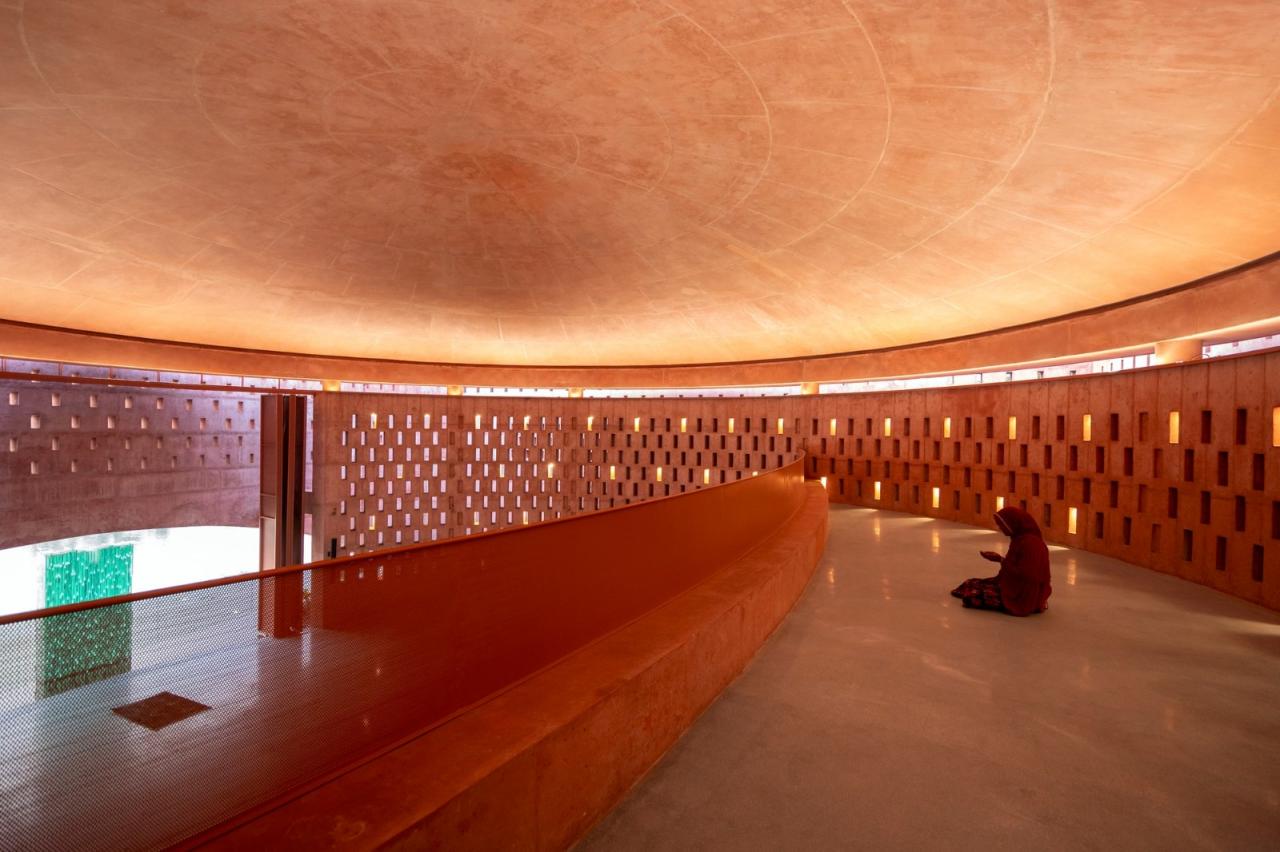 BIM建筑|泽本内萨清真寺 / Studio Morphogenesis