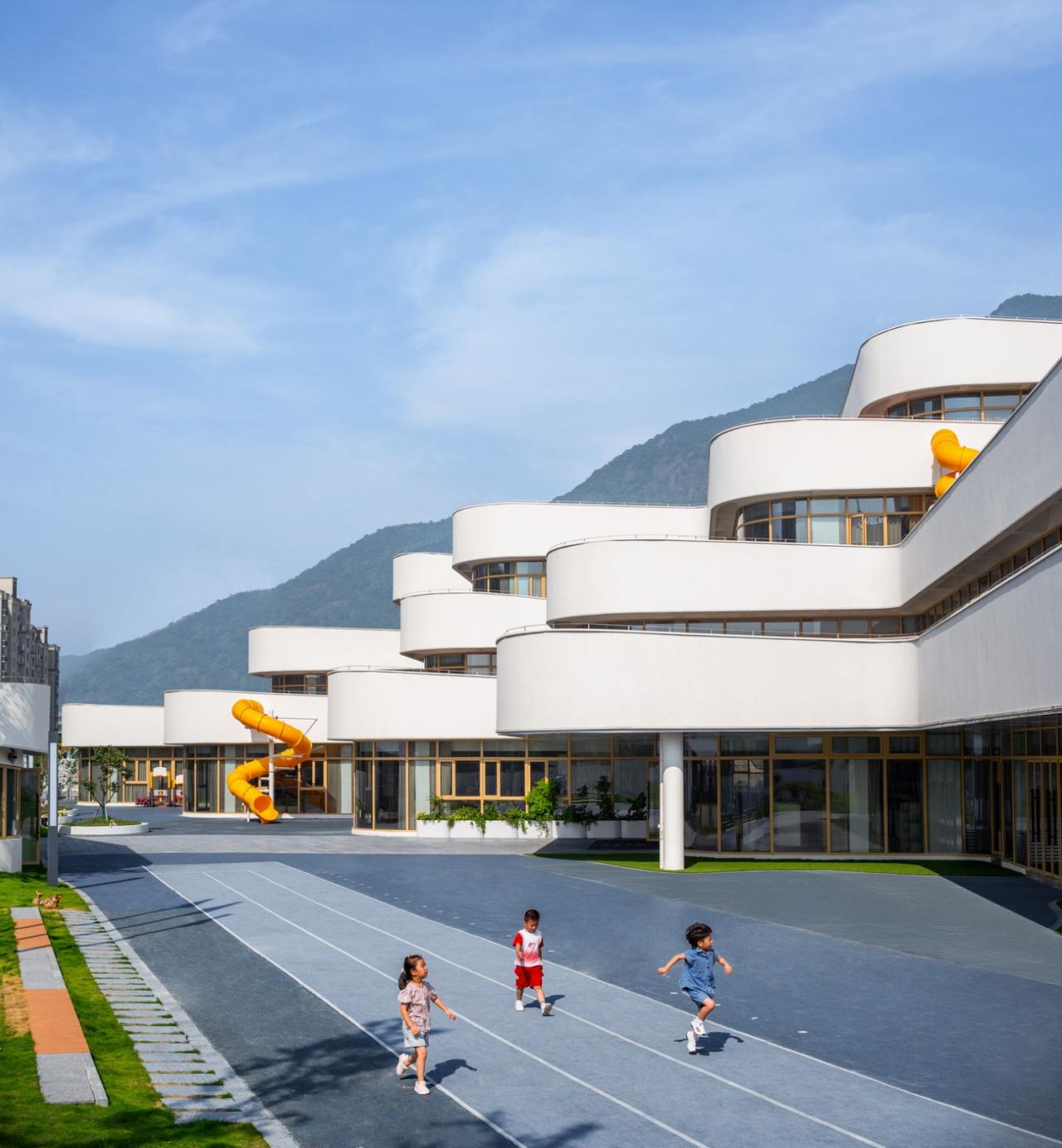 BIM建筑| 临海市协成幼儿园 / 任天建筑工作室