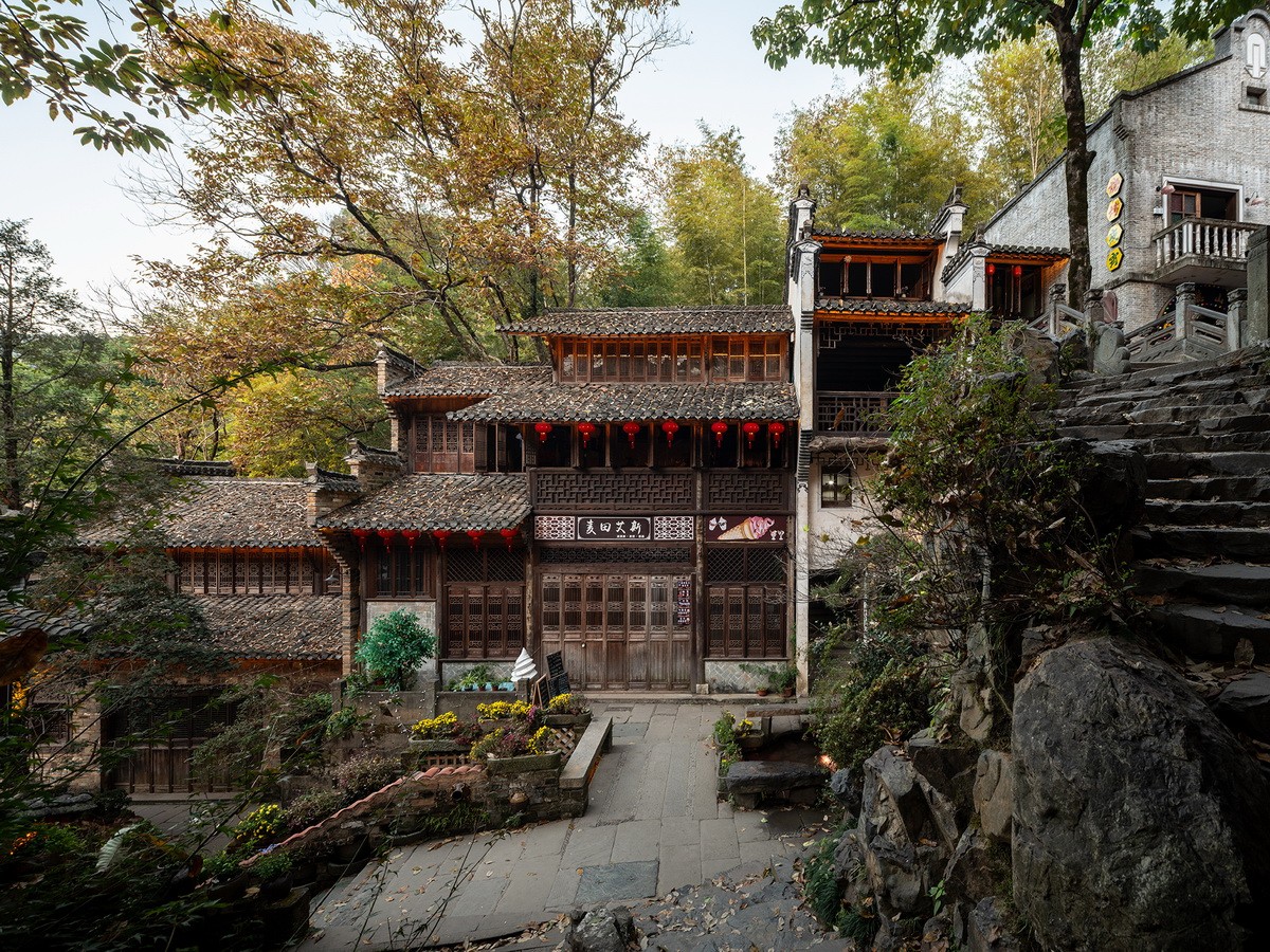 BIM建筑|村庄文化：一砖一瓦，寻回乡愁，婺源篁岭营造记 / 婺源县村庄文化传媒有限公司