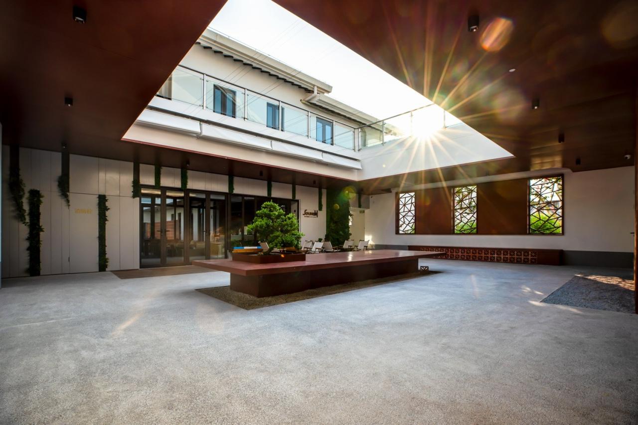 BIM建筑|此时此地：建在花卉园里的小房子—港沿花卉交流中心 / 创霖-泽柏