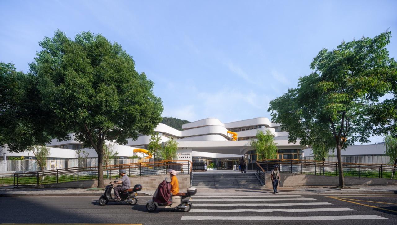 BIM建筑| 临海市协成幼儿园 / 任天建筑工作室