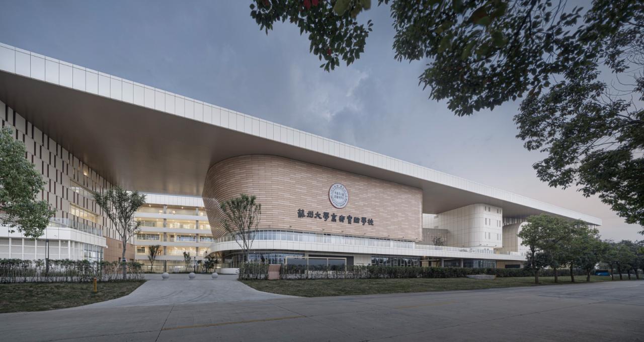 BIM建筑|苏州大学高邮实验学校 / 九城都市建筑