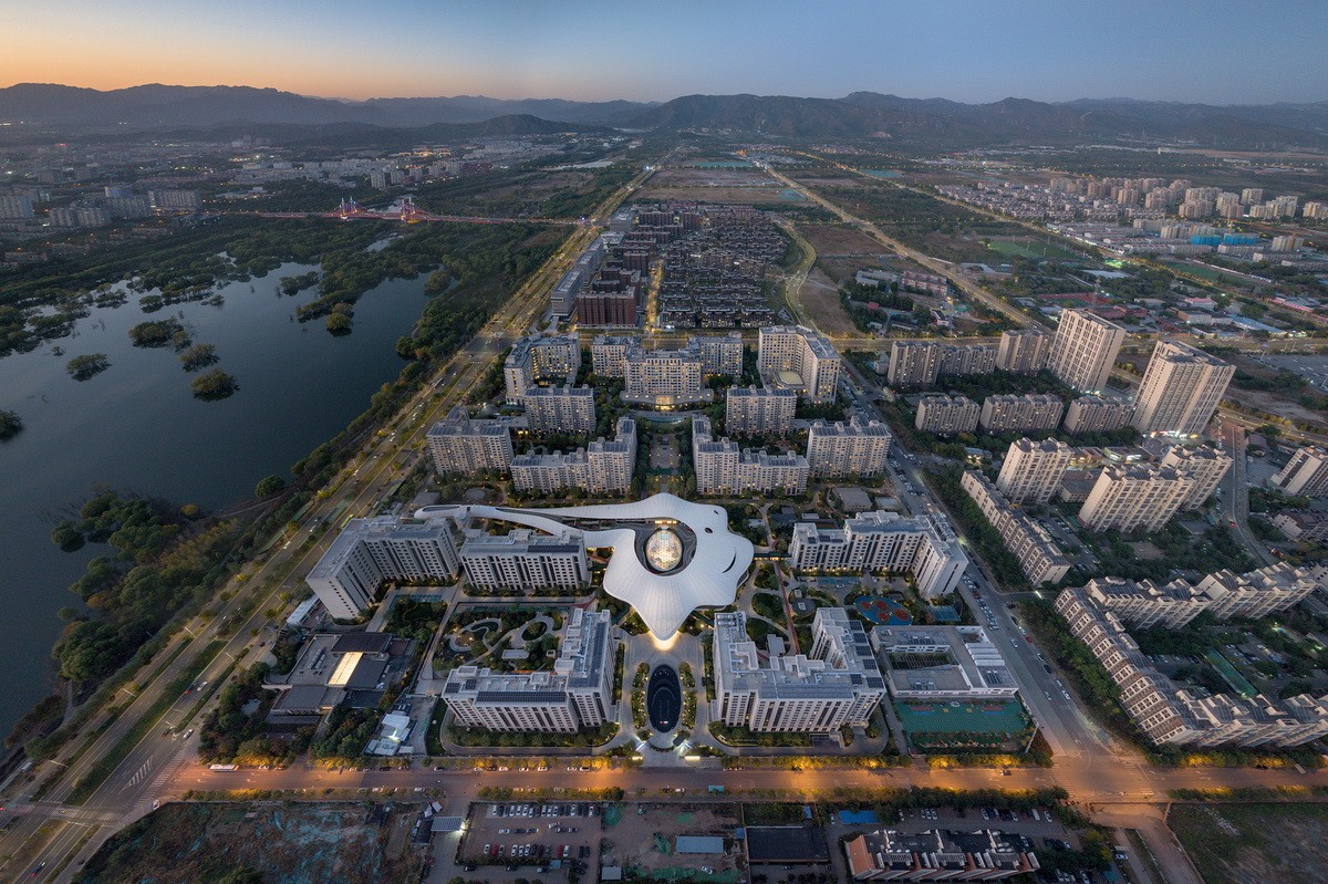 BIM建筑|泰康之家·燕园三期及社区活力中心 / 方未建筑设计+三磊设计