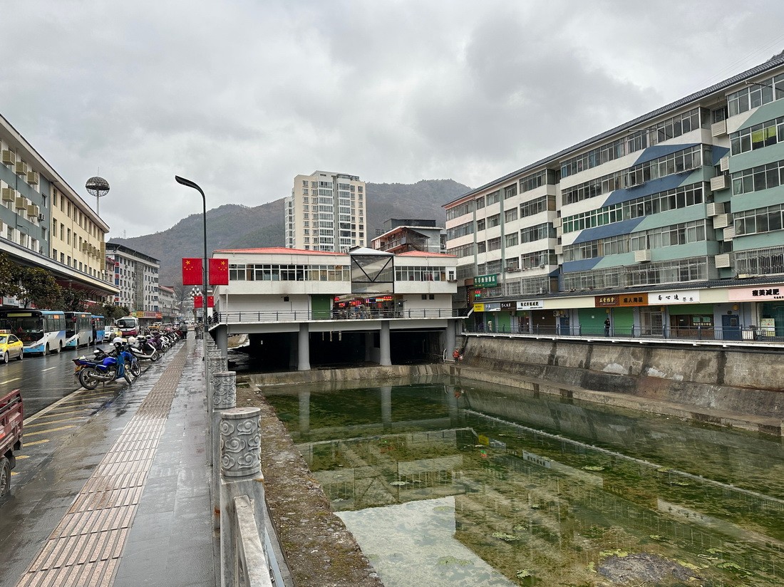 BIM建筑|康县新人字桥及周边商业街更新设计 / 三文建筑 何崴工作室