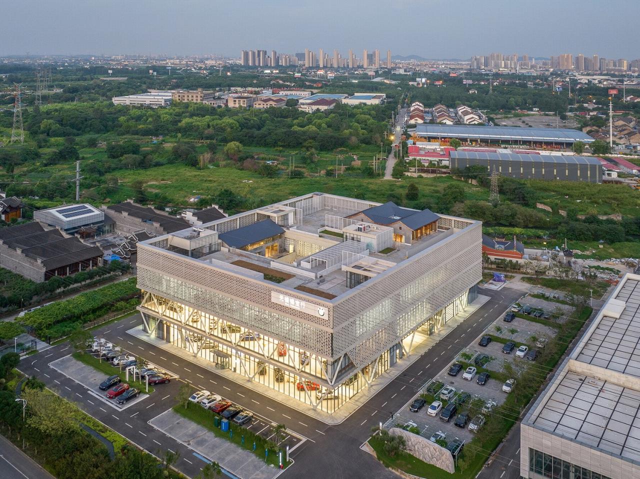 BIM建筑|锡宝行 / 非常建筑