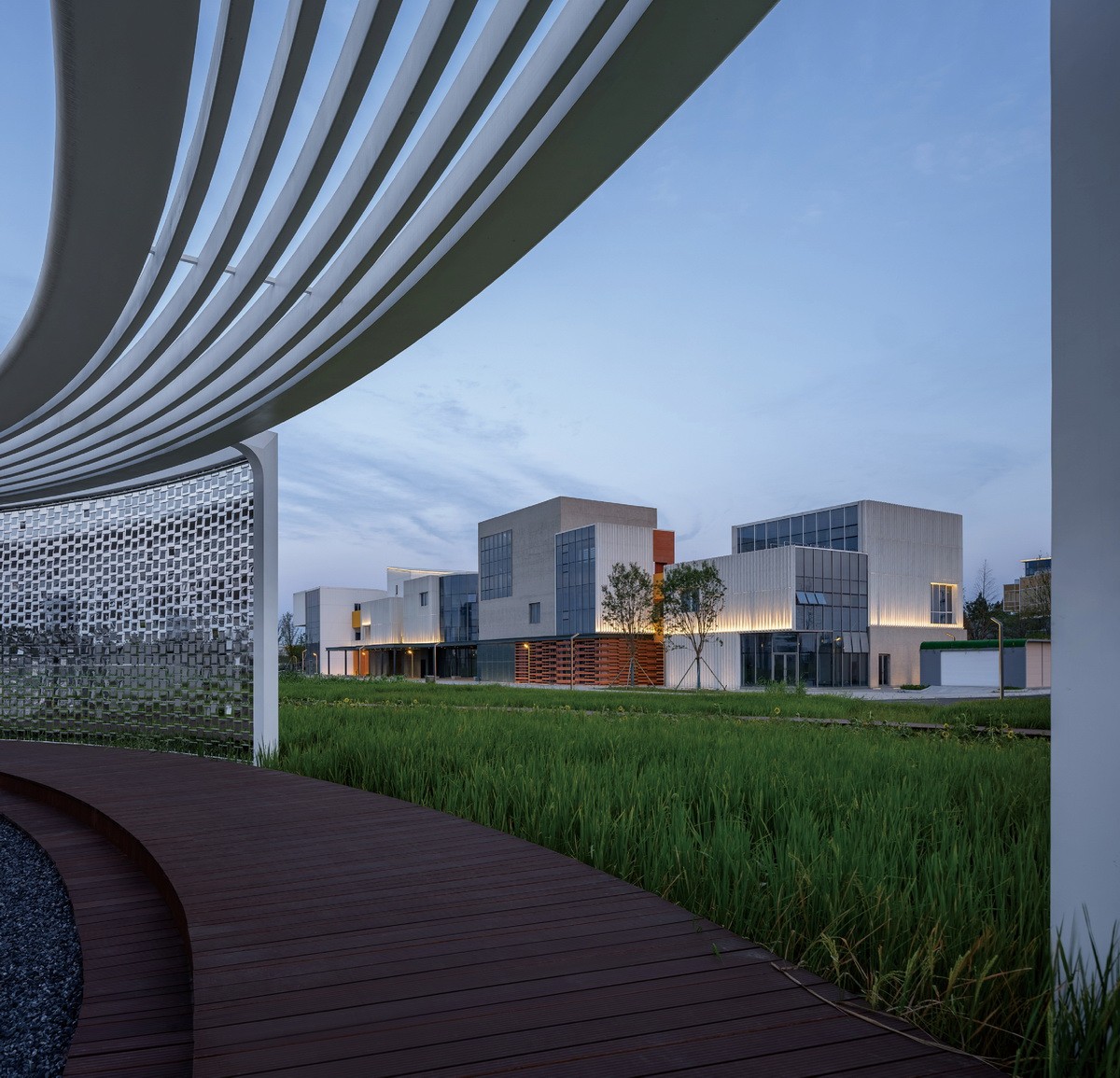 BIM建筑|海宁长安国际花卉产业园 / 森上建筑+朴筑建筑