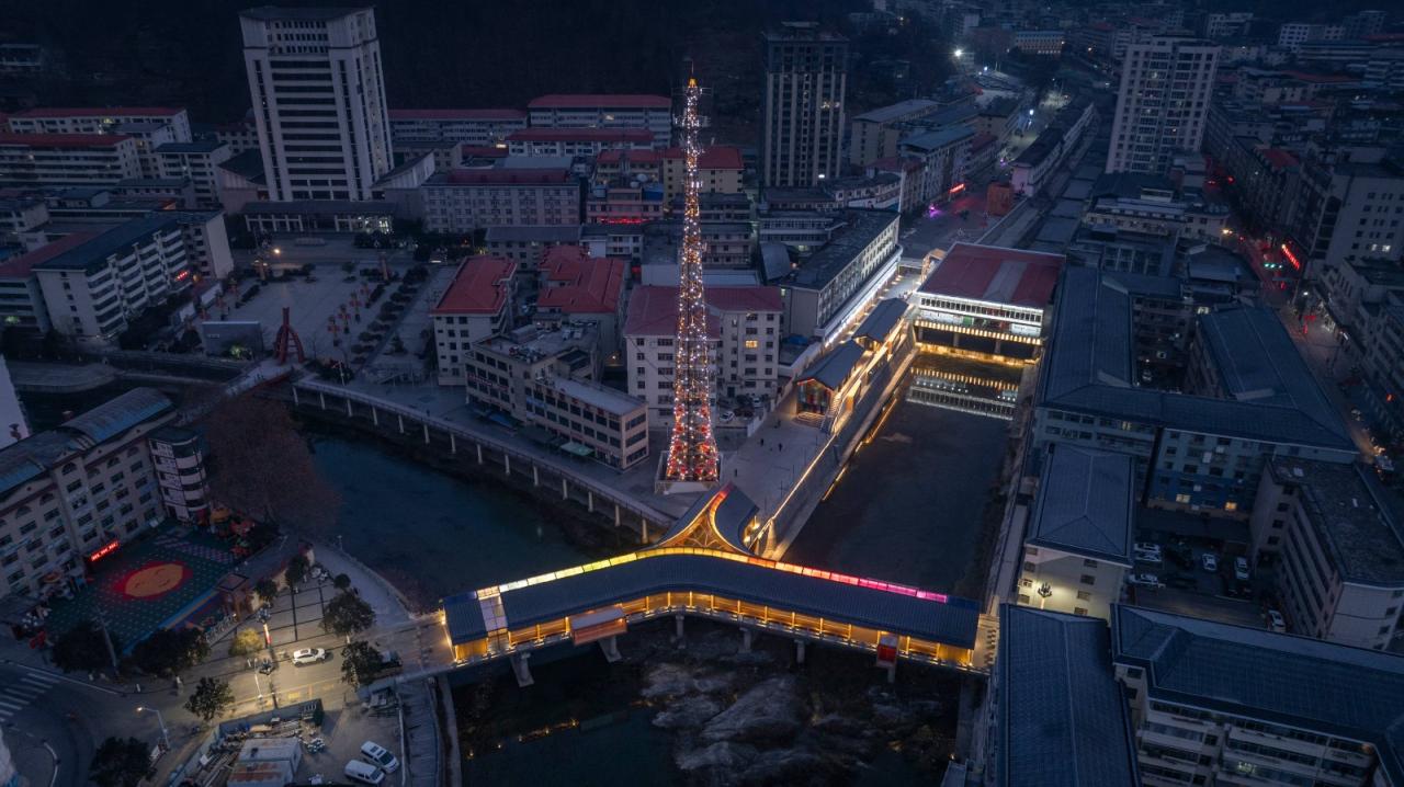 BIM建筑|康县新人字桥及周边商业街更新设计 / 三文建筑 何崴工作室