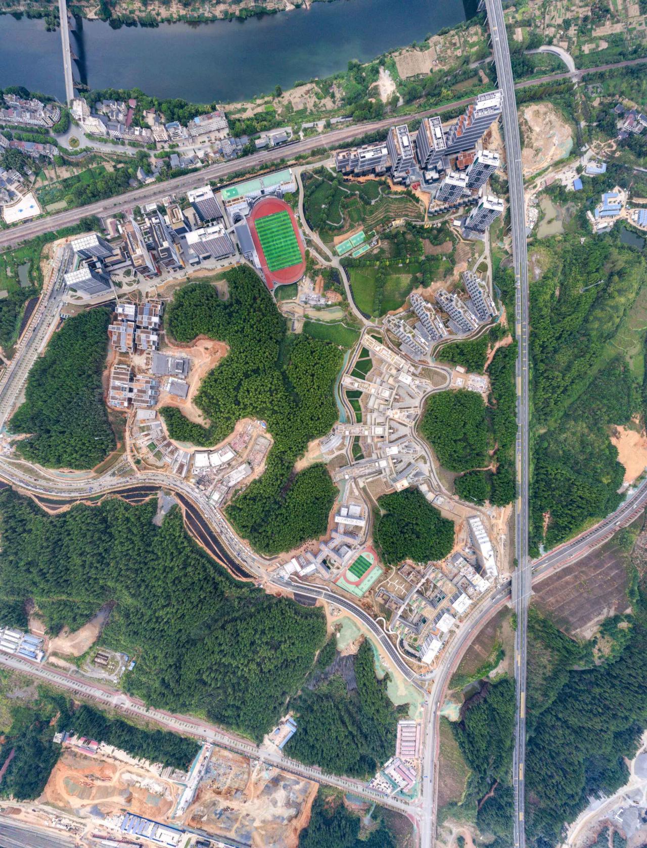 BIM建筑|景德镇艺术职业大学山谷学生公寓 / 清华大学建筑设计研究院