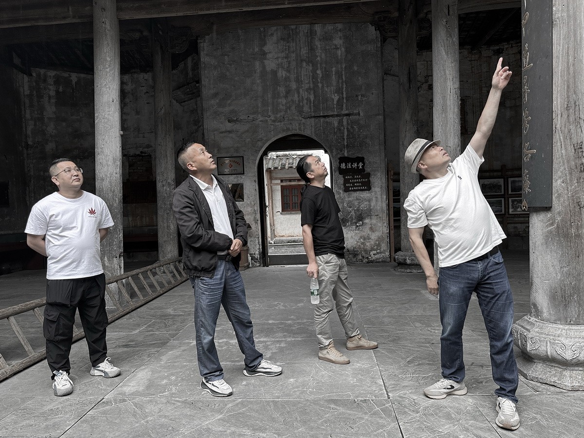 BIM建筑|村庄文化：一砖一瓦，寻回乡愁，婺源篁岭营造记 / 婺源县村庄文化传媒有限公司