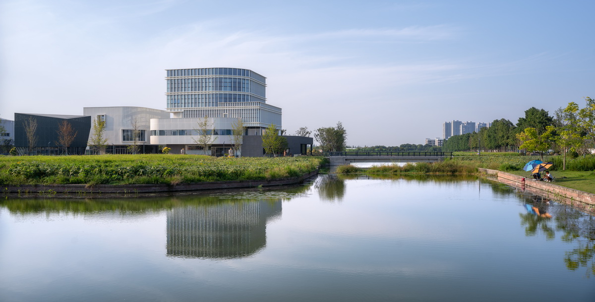 BIM建筑|海宁长安国际花卉产业园 / 森上建筑+朴筑建筑