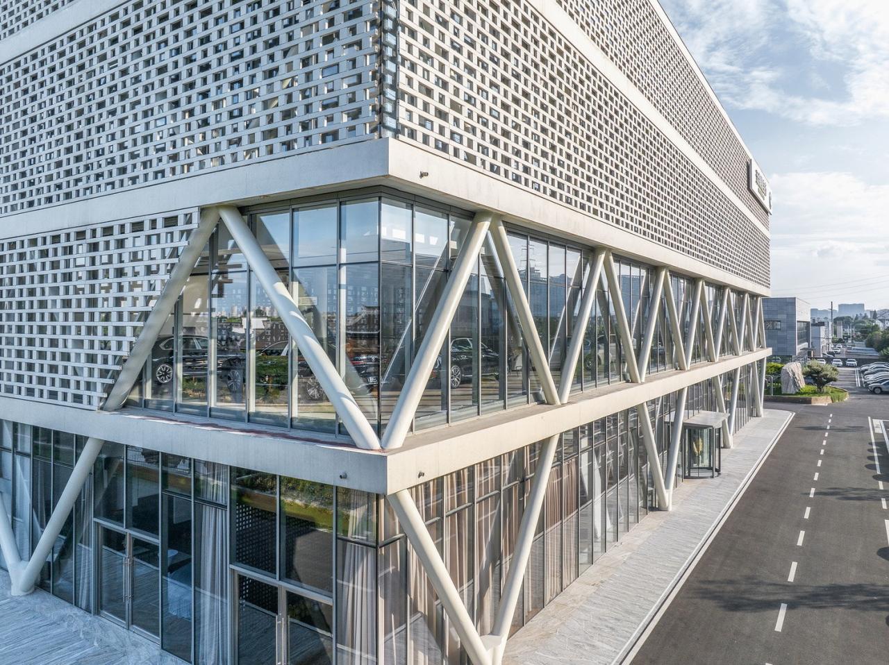 BIM建筑|锡宝行 / 非常建筑