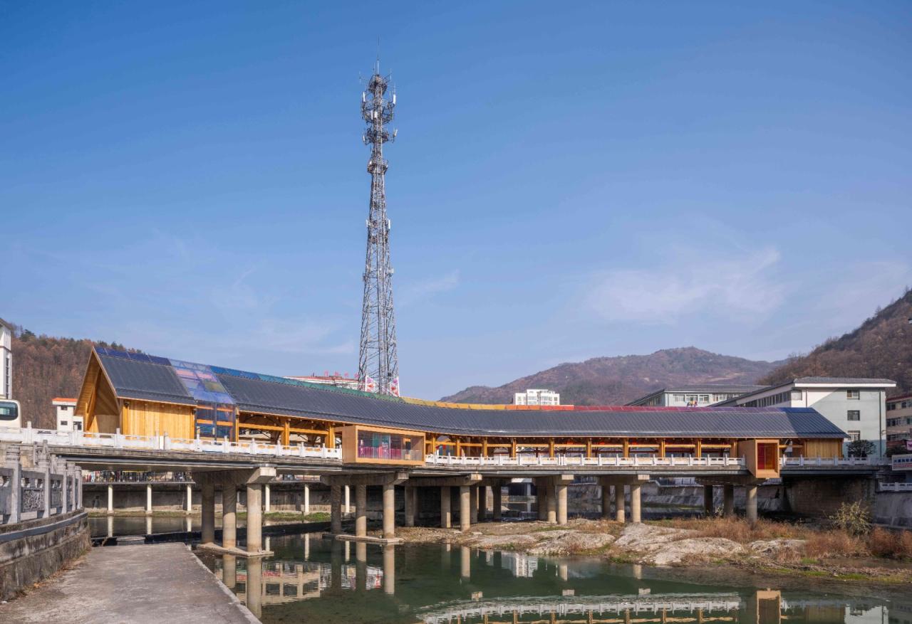 BIM建筑|康县新人字桥及周边商业街更新设计 / 三文建筑 何崴工作室