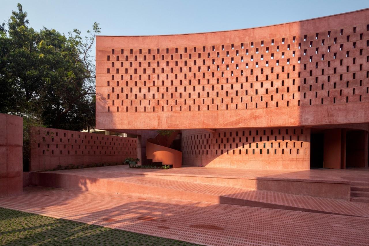 BIM建筑|泽本内萨清真寺 / Studio Morphogenesis