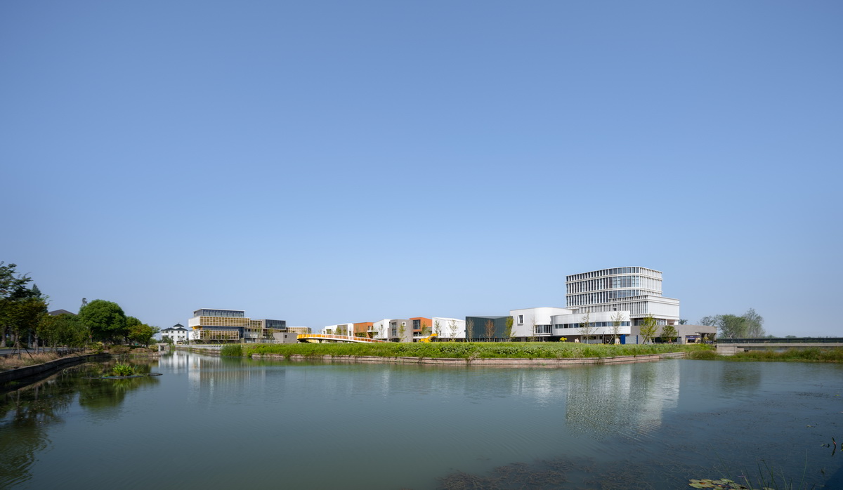 BIM建筑|海宁长安国际花卉产业园 / 森上建筑+朴筑建筑