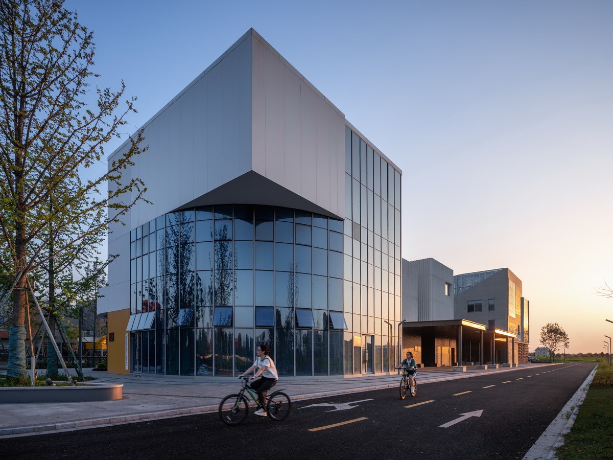 BIM建筑|海宁长安国际花卉产业园 / 森上建筑+朴筑建筑