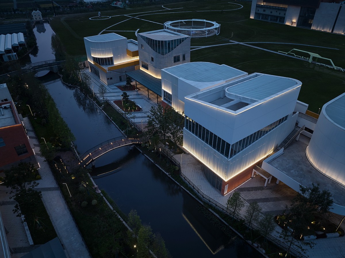 BIM建筑|海宁长安国际花卉产业园 / 森上建筑+朴筑建筑