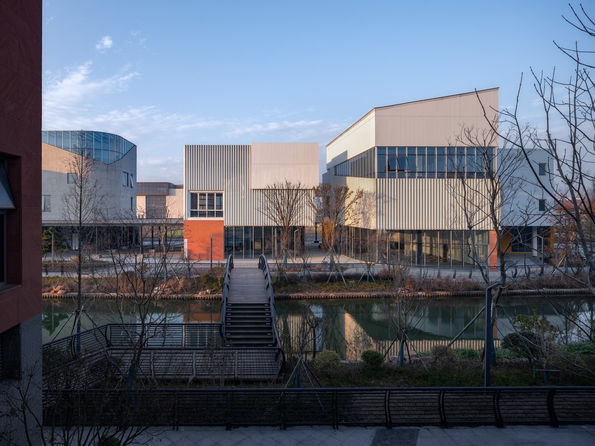 BIM建筑|海宁长安国际花卉产业园 / 森上建筑+朴筑建筑