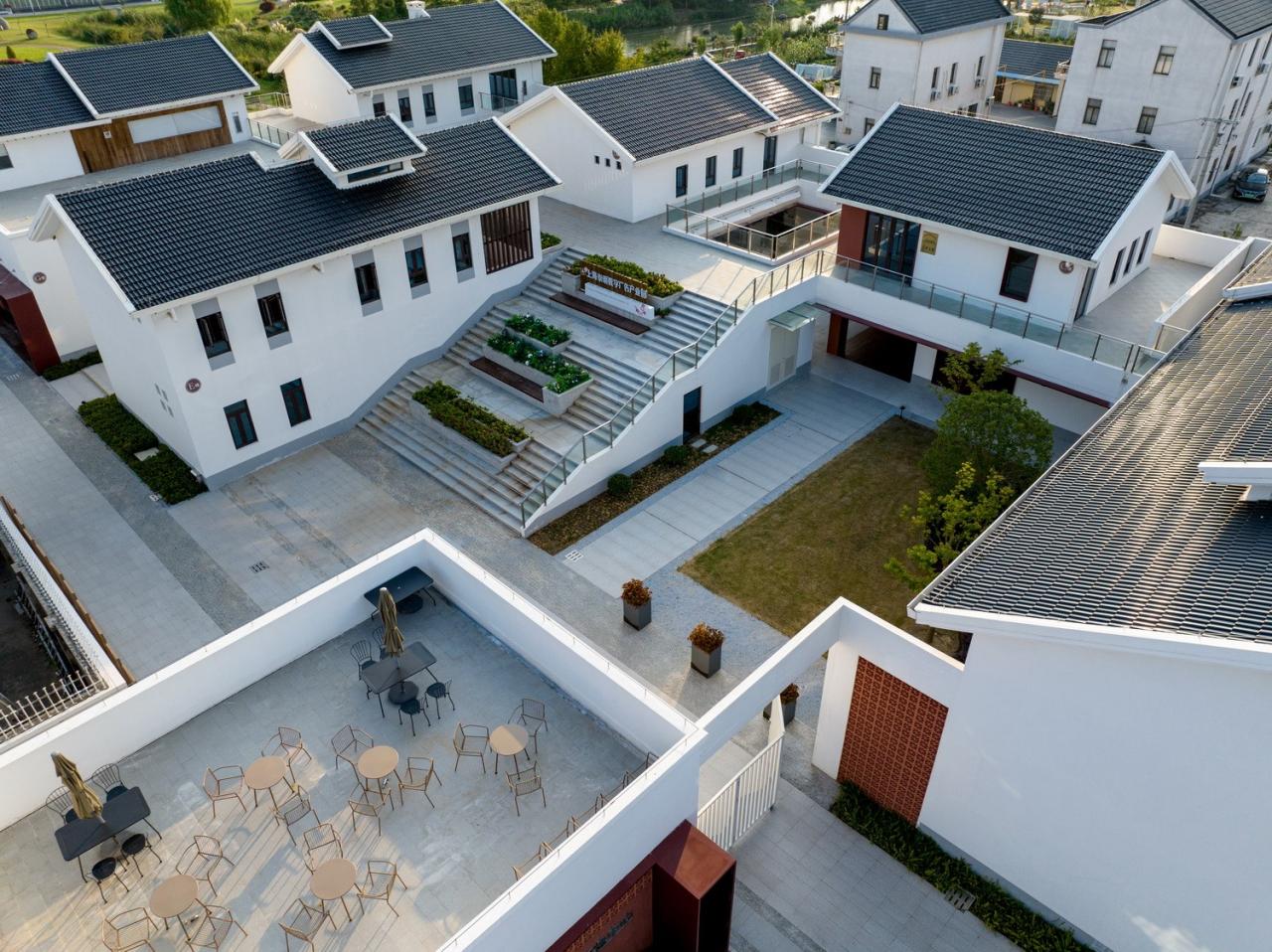 BIM建筑|此时此地：建在花卉园里的小房子—港沿花卉交流中心 / 创霖-泽柏