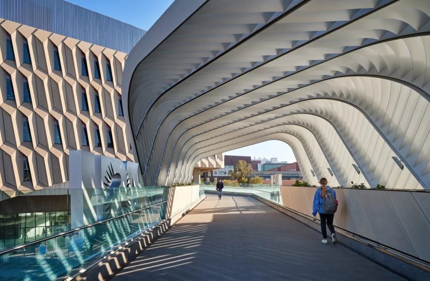 BIM建筑|格里姆肖和Architekton设计亚利桑那大学研究中心