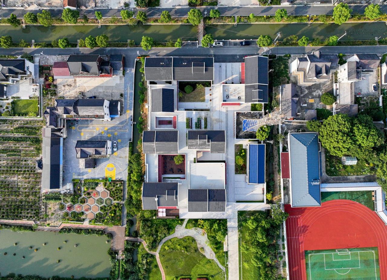 BIM建筑|此时此地：建在花卉园里的小房子—港沿花卉交流中心 / 创霖-泽柏