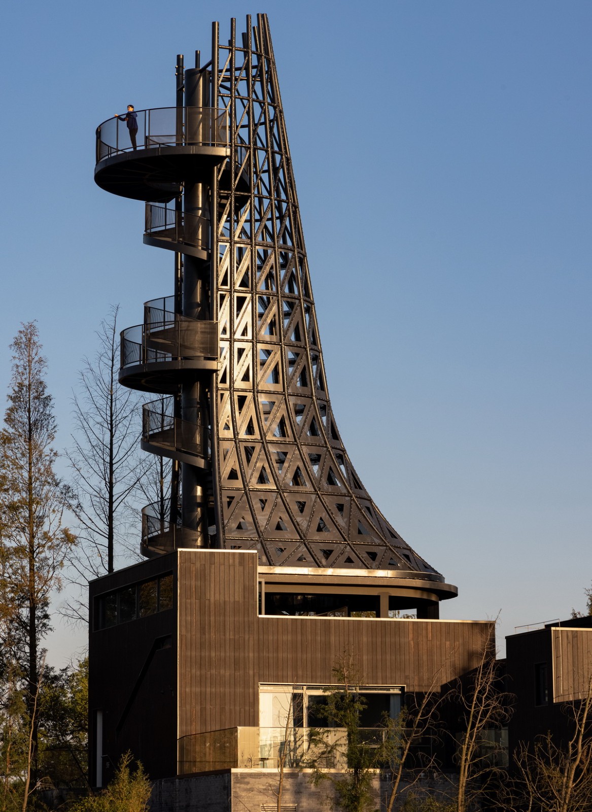 BIM建筑|桐乡濮院红旗漾杉林部落共享餐厅 / 上海严旸建筑设计工作室