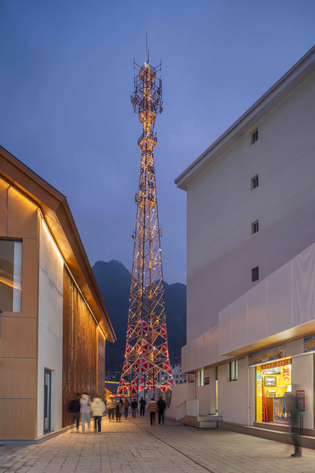 BIM建筑|康县新人字桥及周边商业街更新设计 / 三文建筑 何崴工作室