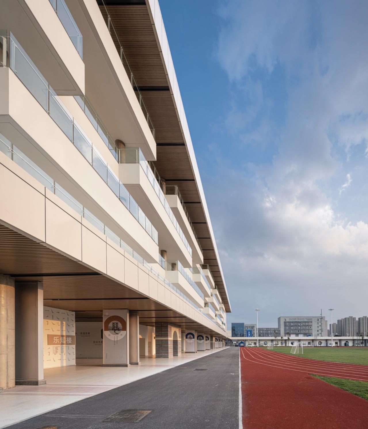 BIM建筑|苏州大学高邮实验学校 / 九城都市建筑