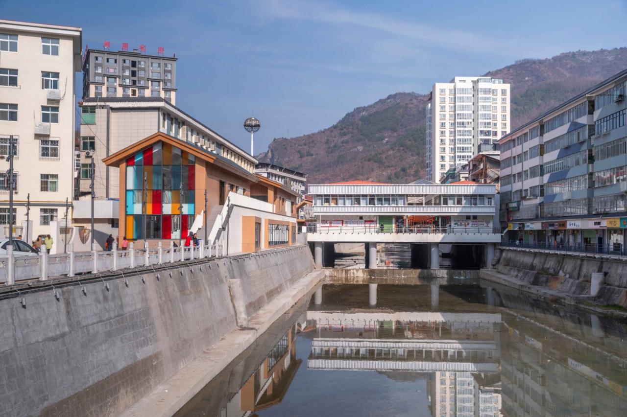 BIM建筑|康县新人字桥及周边商业街更新设计 / 三文建筑 何崴工作室