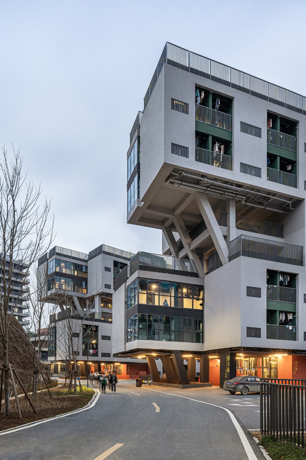 BIM建筑|景德镇艺术职业大学山谷学生公寓 / 清华大学建筑设计研究院