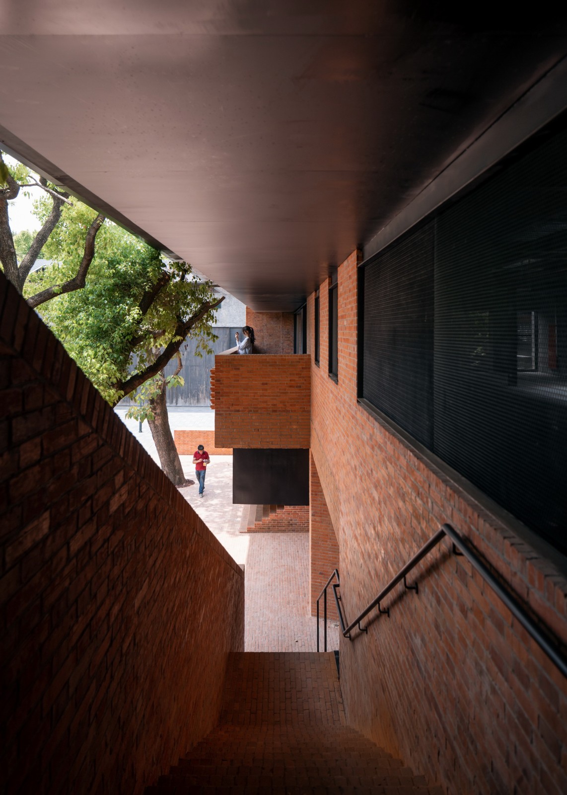 BIM建筑|动力车间 / 本哲建筑