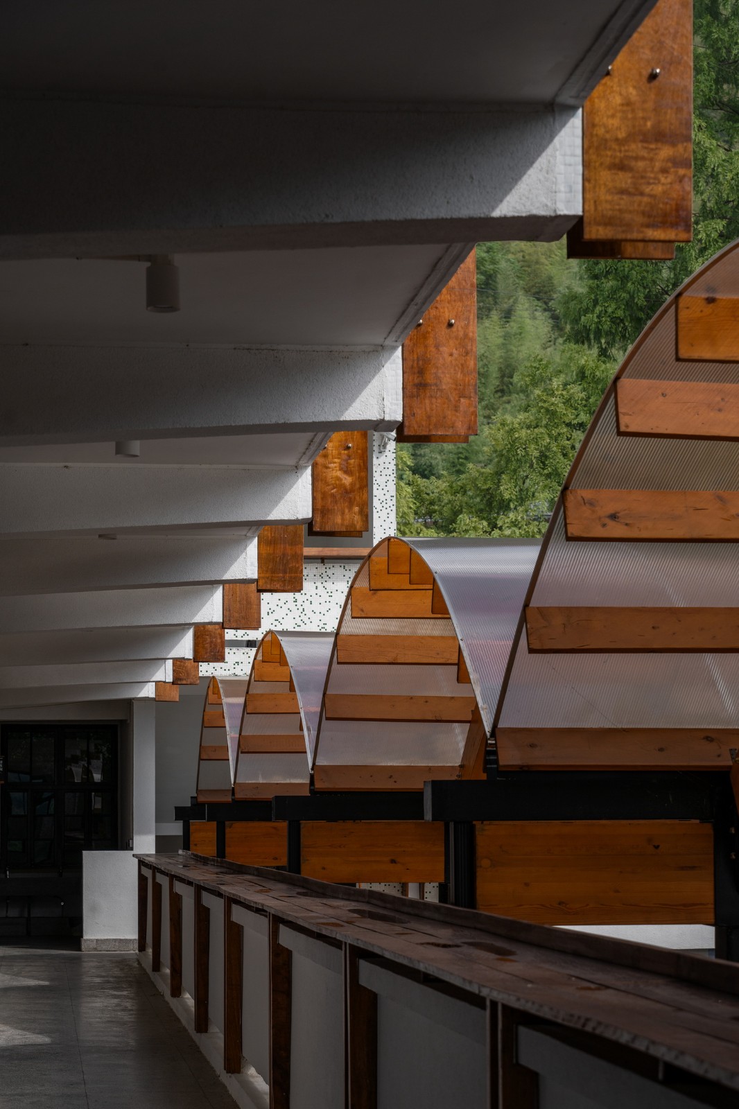 BIM建筑|绍兴孙岙小学改造 / 造作建筑