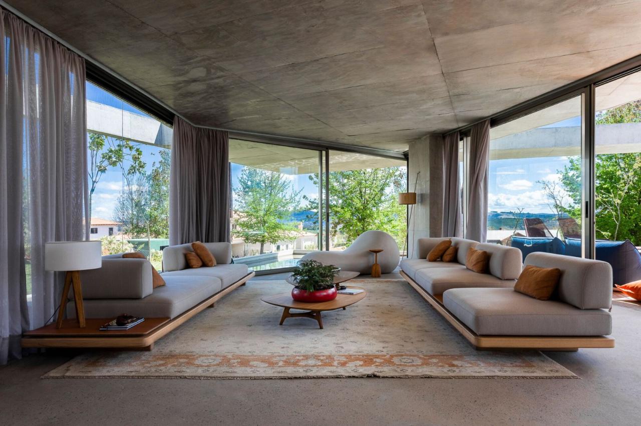 BIM建筑|减法屋 / FGMF