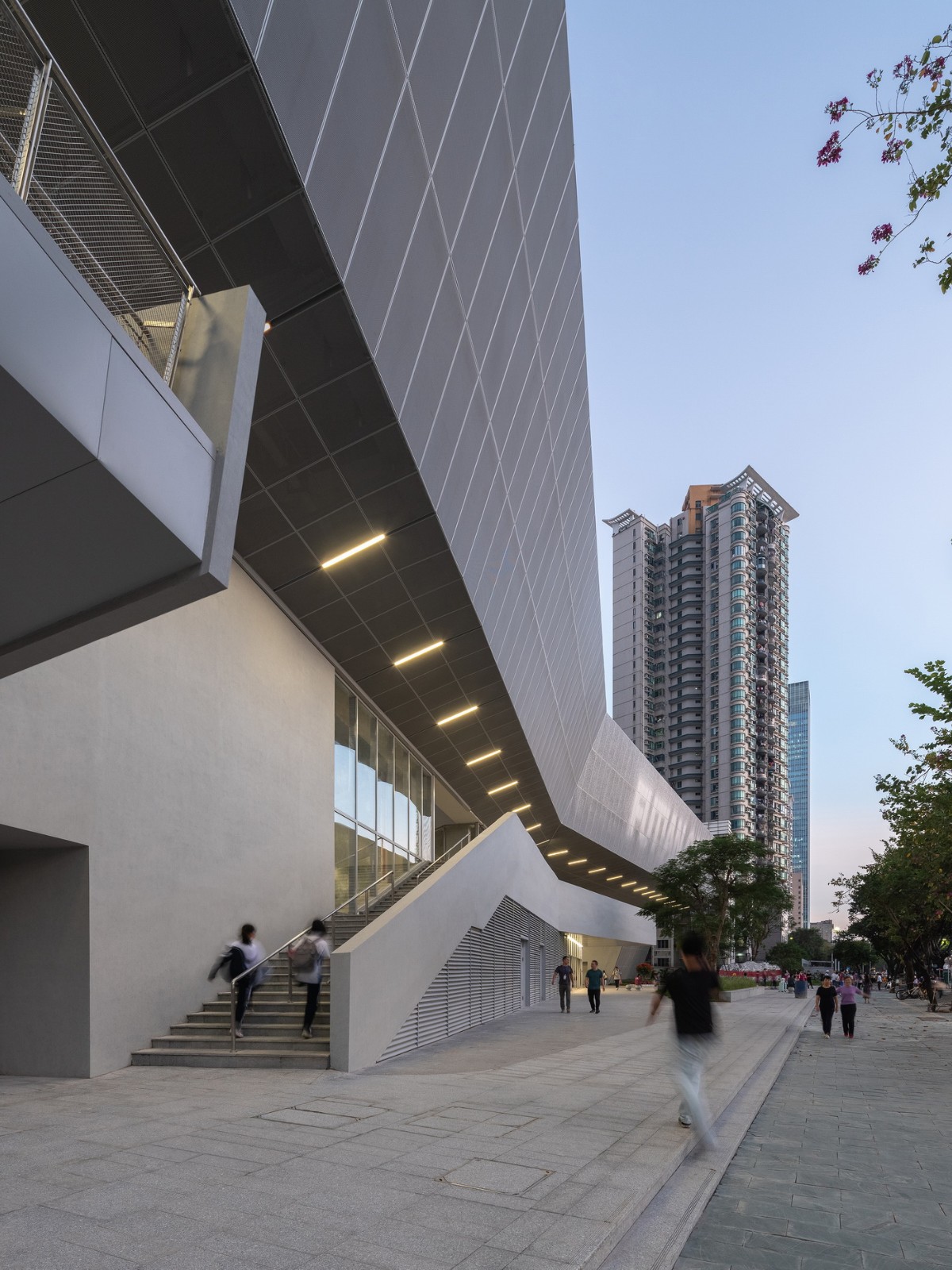 BIM建筑|福田中学校园设计 / reMIX 临界工作室