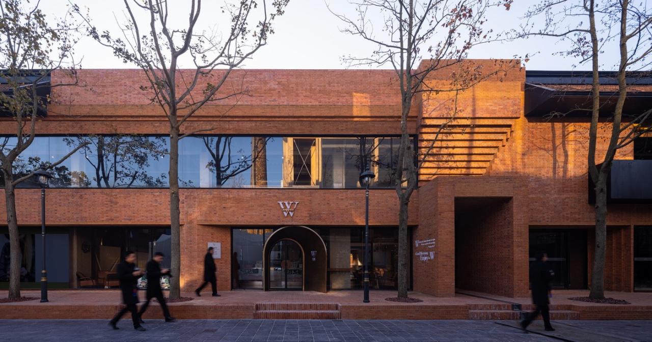 BIM建筑|动力车间 / 本哲建筑