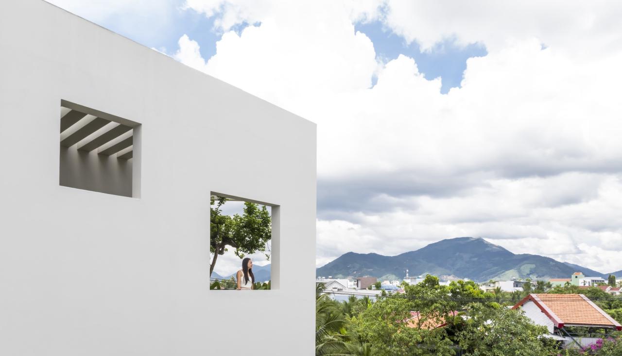 BIM建筑|天空花园别墅 / Pham Huu Son Architects