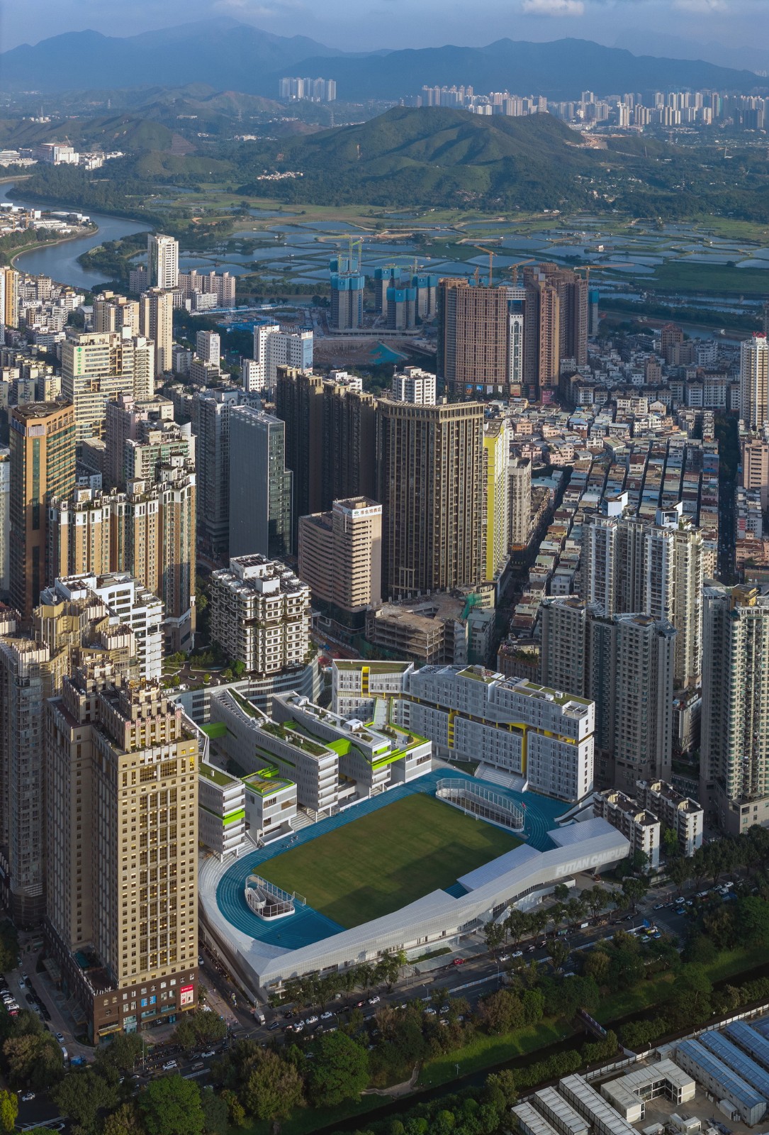 BIM建筑|福田中学校园设计 / reMIX 临界工作室