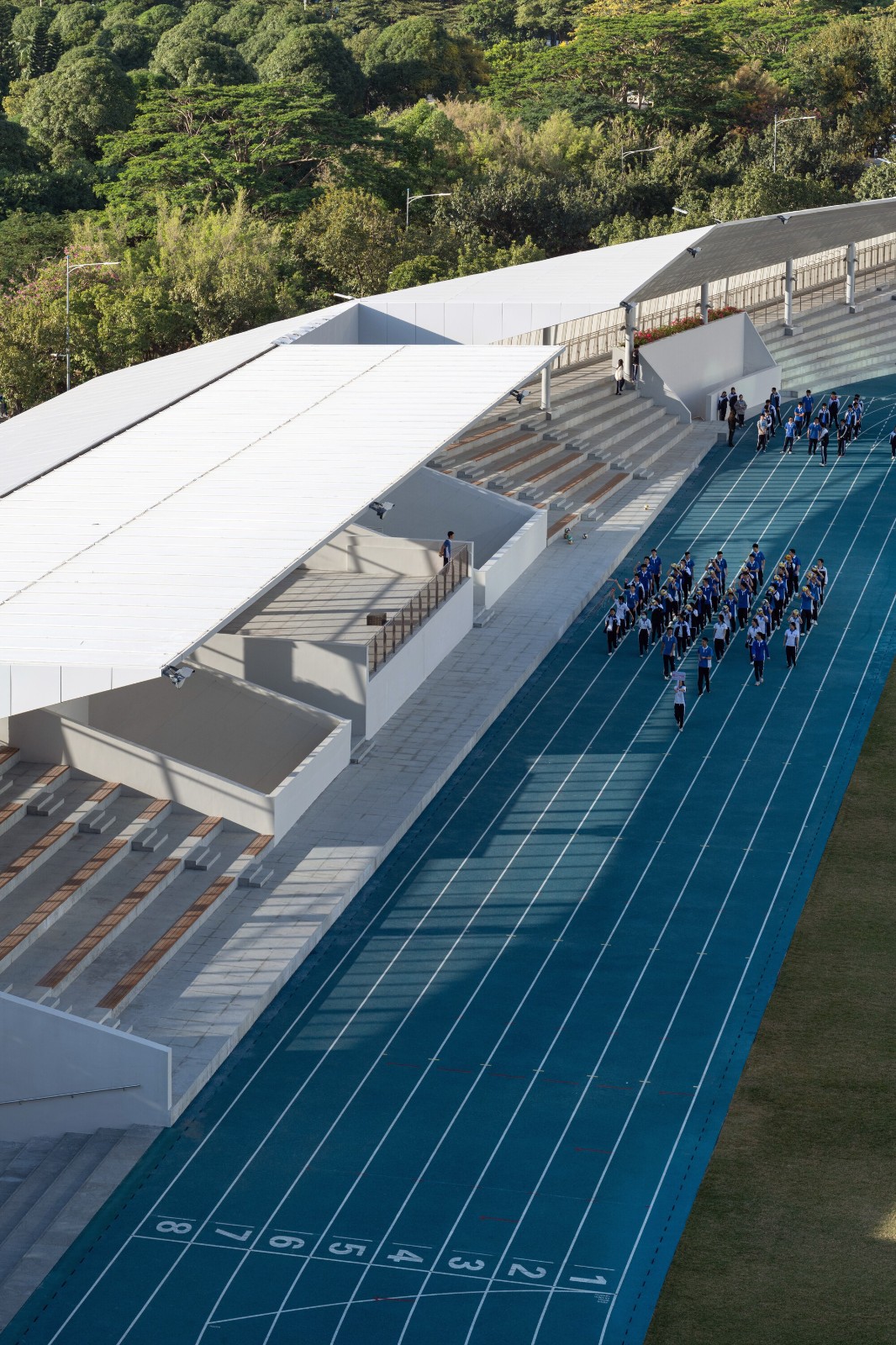 BIM建筑|福田中学校园设计 / reMIX 临界工作室