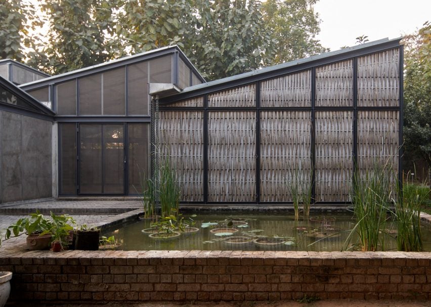 BIM建筑|阿威工作室设计竹屏风的艺术家住宅